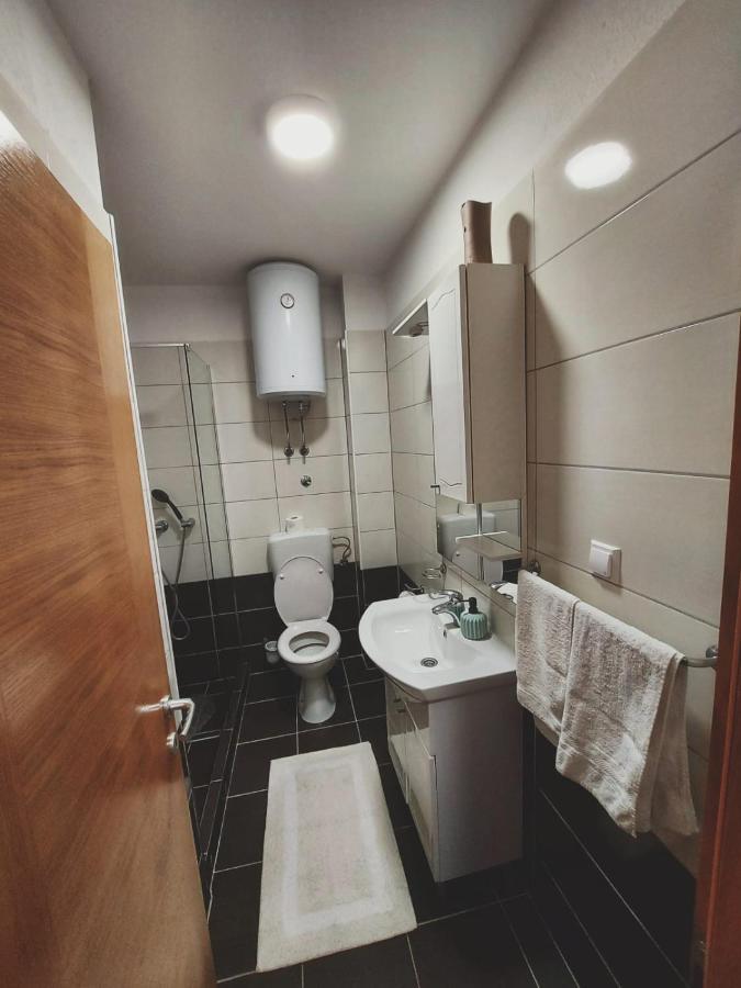 Apartmani Butigan-Tiha Luka เนอุม ภายนอก รูปภาพ