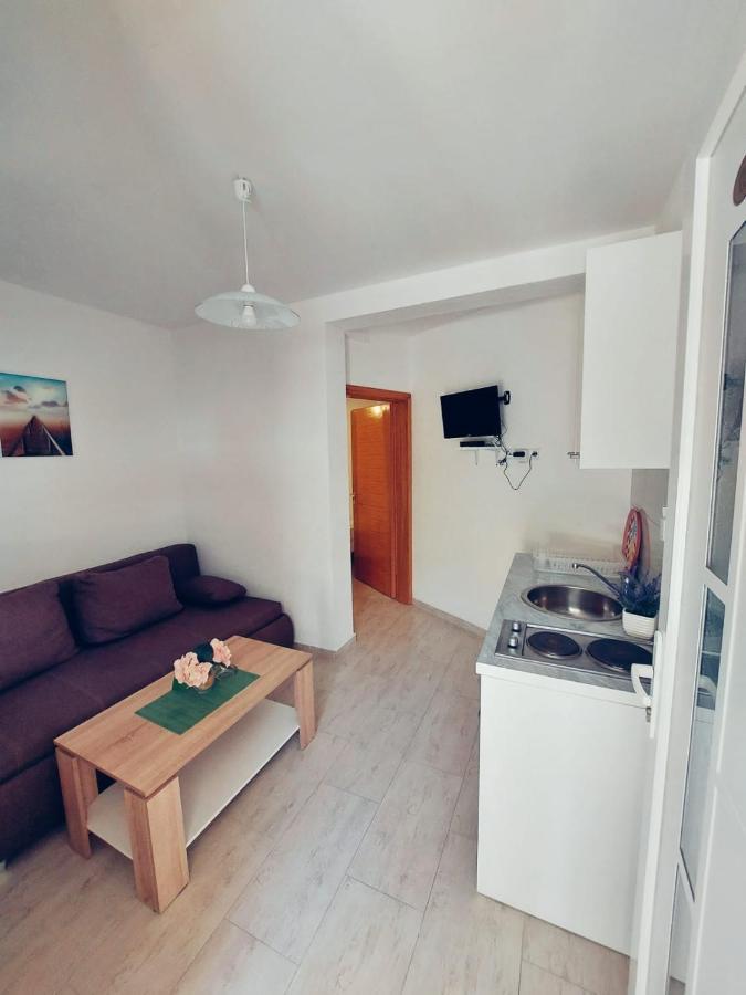 Apartmani Butigan-Tiha Luka เนอุม ภายนอก รูปภาพ