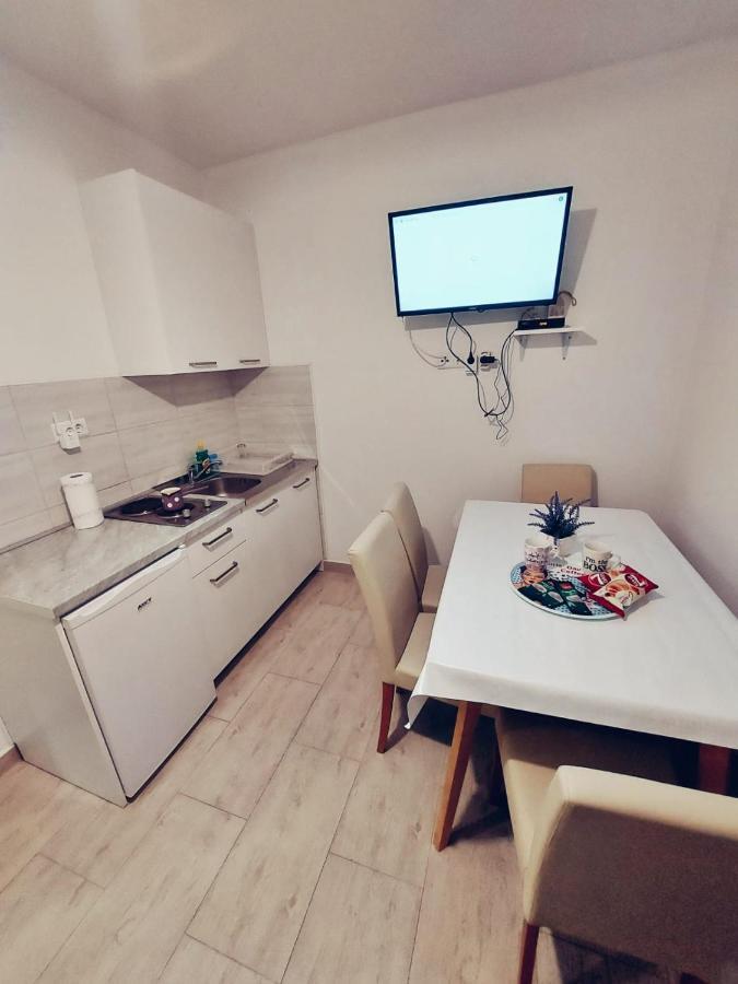 Apartmani Butigan-Tiha Luka เนอุม ภายนอก รูปภาพ