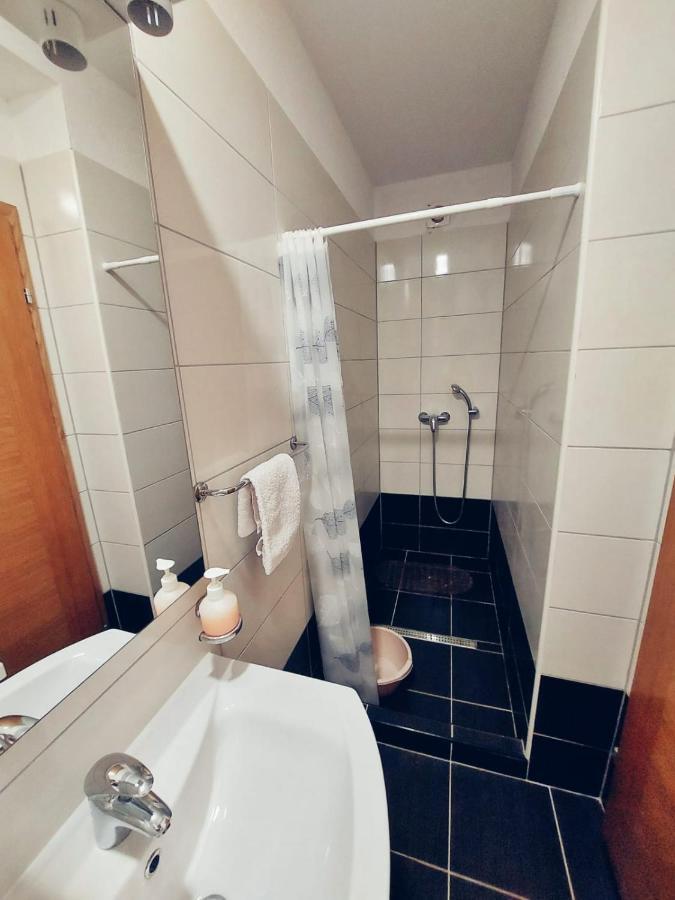 Apartmani Butigan-Tiha Luka เนอุม ภายนอก รูปภาพ