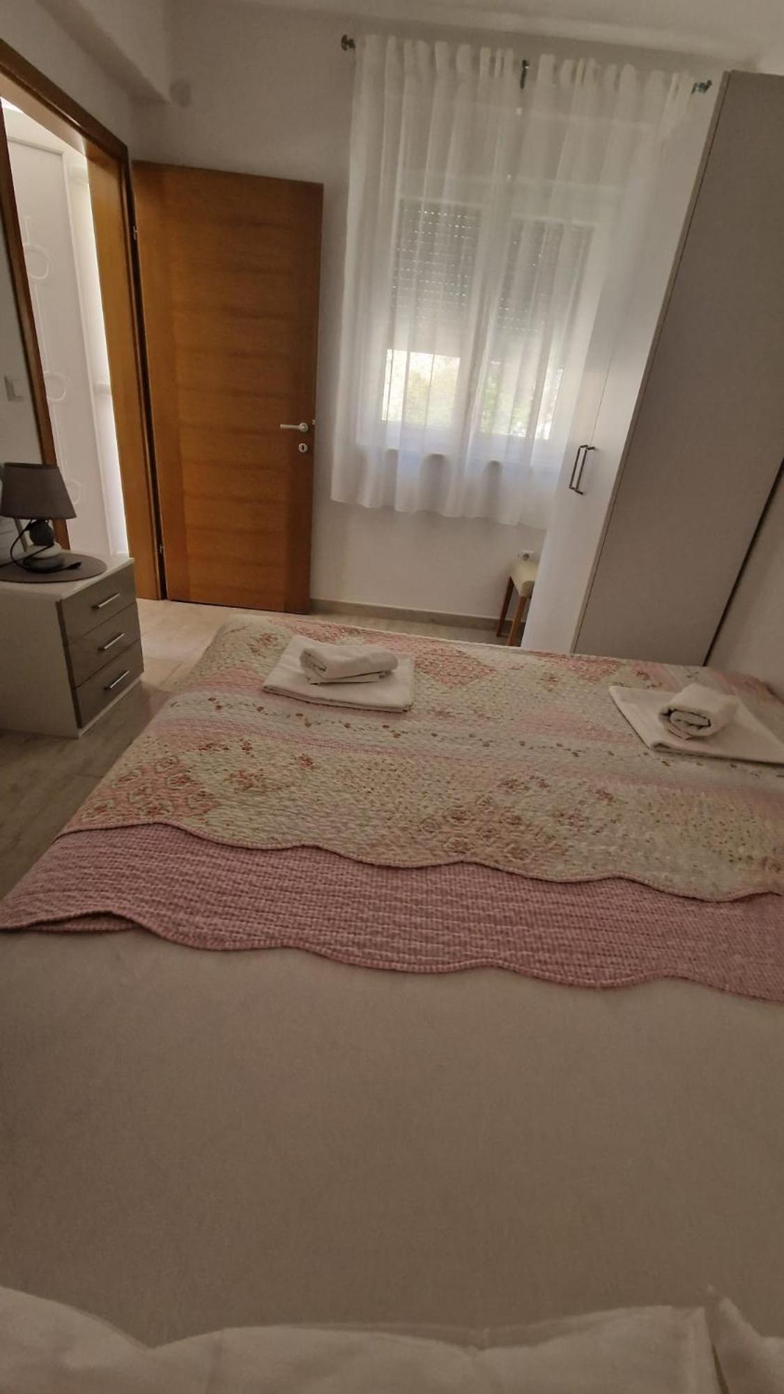 Apartmani Butigan-Tiha Luka เนอุม ภายนอก รูปภาพ