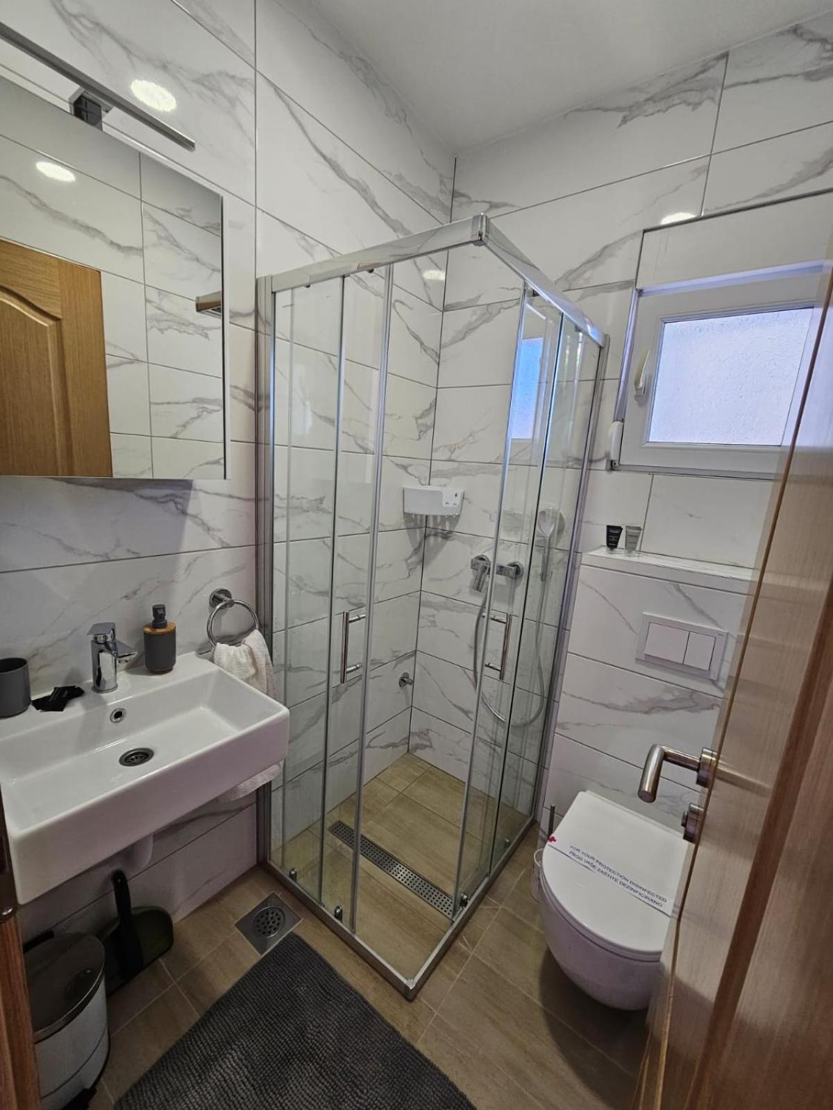 Apartmani Butigan-Tiha Luka เนอุม ภายนอก รูปภาพ