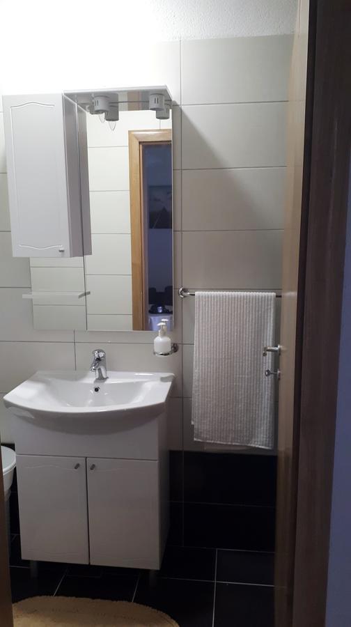 Apartmani Butigan-Tiha Luka เนอุม ภายนอก รูปภาพ